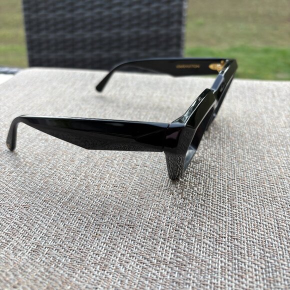 Pre-owned Louis Vuitton Black LV Cut Sunglasses 2022 - Picture 2 of 13
